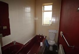 Room EPC: F 1 Bathroom Tenure: