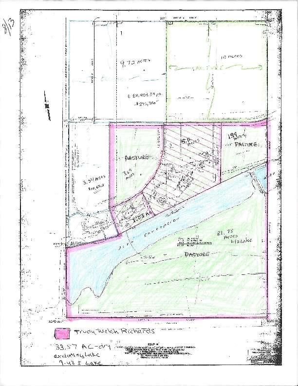 The total property that is offered for sale is outlined in pink. The Doc Neuhaus estate was built in 1938 and includes 5.11 acres.