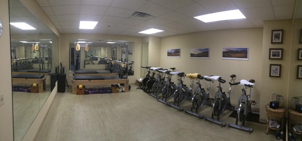Spin & Pilates Room in