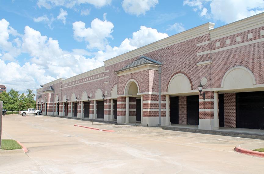 Property Attributes Total Rentable Area: Site Size: Year Built/Remodeled: Zoning: Parking: ~42,000 SF ~187,395 SF or ~4.