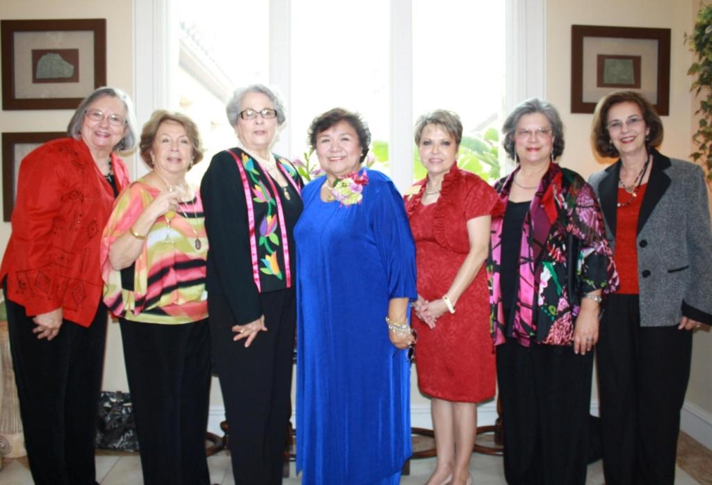 February 9, 2013 A reception honoring Elsie Perez in her new role as Pan American Round Table Alliance Director General for 2012-2014, was held at the lovely home of Leticia Ramon, Edinburg Table