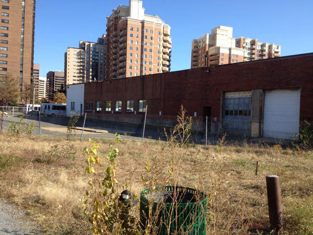 Existing Site View of Met Park 4/5