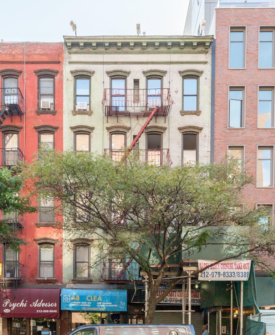 PRIME MIXED-USE BUILDING 7,644 SF 25 x 60 w/ Plans for Full Ground Floor Extension FOR SALE PROPERTY INFORMATION Address 534 East 14th Street New York, NY 10009 Location South side of E 14th St bet.