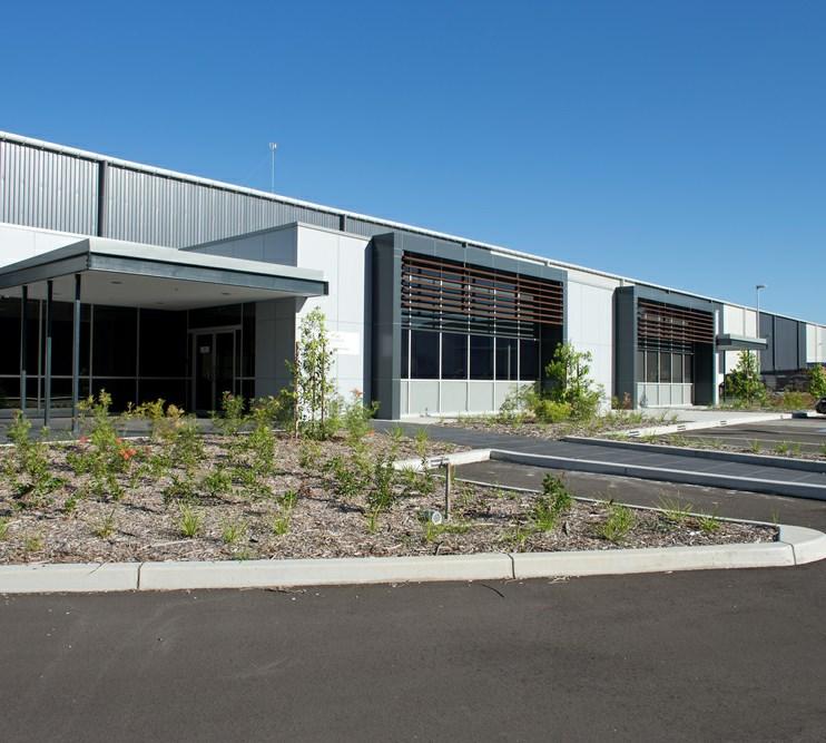 Quarry Industrial Estate 3 Basalt Road, Greystanes Quarry Industrial Estate 5 Basalt Road, Greystanes 3 Basalt Road is a modern warehouse and distribution facility located in one of Sydney's premier