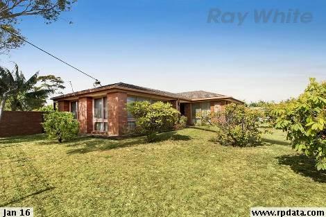 9km Days on Market: 32 Listed by: Meaghan Butcher, Ray White - Rosebud 111 Eastbourne Road Rosebud VIC 3939 $380/W 3 2 2
