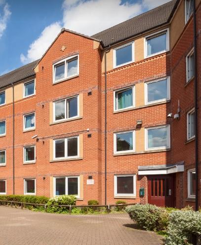 Oxford Court Leicester INVESTMENT SUMMARY An opportunity to invest in a freehold prime fully operational student housing investment in the popular university city of Leicester.