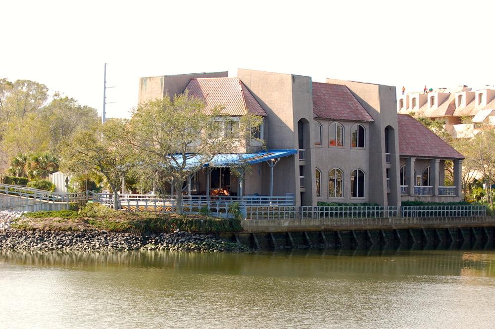 Executive Summary PROPERTY OVERVIEW One of the Island's most notable restaurants is for sale. Fully equipped 10,869 SF waterfront restaurant in Shelter Cove Harbour on Hilton Head Island.