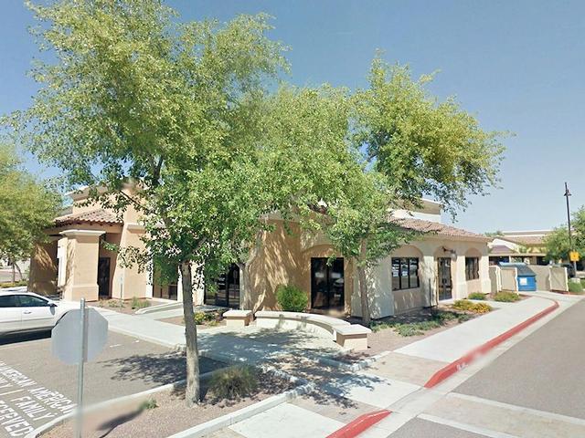 Higley Park Commons - Bldg 485 S Higley Road (C) Gilbert, AZ 8596 Building SQFT: 8,66 Max SF: 3,06 3,06 $7.00 Located within one mile of Loop 0. Second gen and $4,54 grey shell suites.