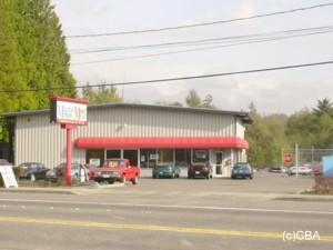±9,55 total rental SF with ±2,275 SF office/showroom & $8,651 ±2,275 SF mezzaning storage. Lot provides.7 AC of usable land with approximately 15, SF fenced outside storage. Pacific Highway exposure.
