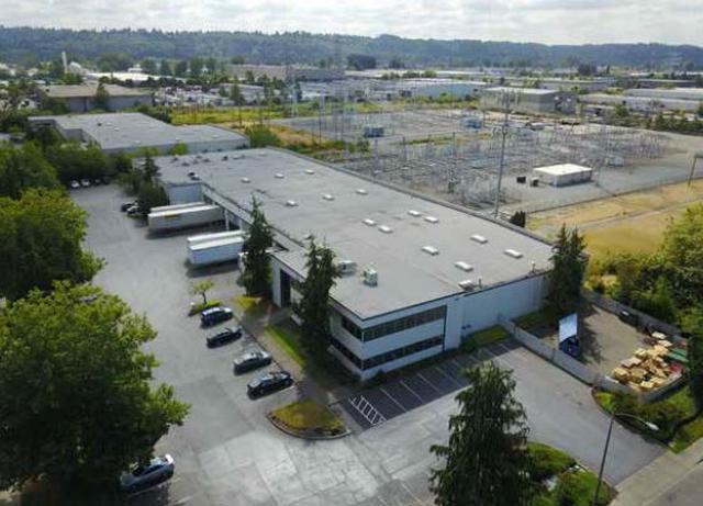 High image industrial park with excellent freeway DH/1 GL/2 DR/ 24 access and visibility. Great distribution or manufacturing space.