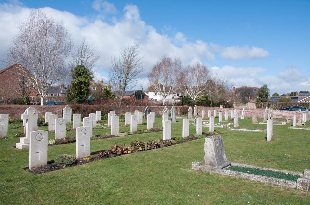Bovington during the Second World War. Wareham Cemetery contains 49 First World War burials and 15 from the Second World War, 5 being unidentified.