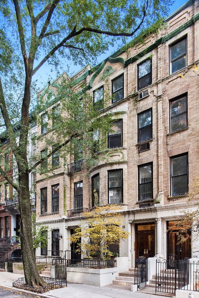 ADJACENT TOWNHOUSES FOR SALE 36 OF FRONTAGE STEPS FROM CENTRAL PARK FOR SALE Building Features Location: North side of West 94 th Street between Central Park West and Columbus.