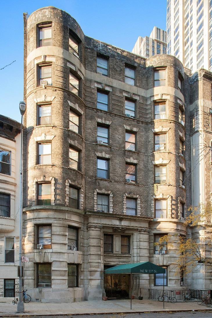 Assessment (15/16) $1,863,244 Taxes (15/16) $199,069 (Tax Class 4) Property Description & Highlights Cushman & Wakefield has been hired on an exclusive basis to arrange for the sale of 342 West 71 st
