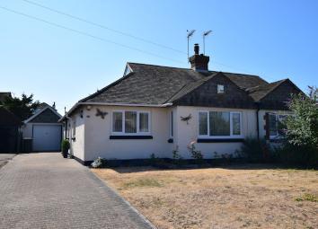 364,950 castle drive, pevensey bay an opportunity to acquire an immaculate and spacious three bedroom semi-detached chalet