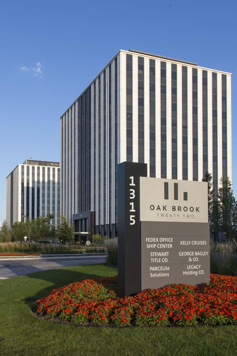 PROMINENT MAIN AND MAIN L O C AT I O N Located at the southwest corner of the intersection of 22nd Street and Spring Road, immediately adjacent to the East/West Tollroad on/off ramp, Oak Brook 22 has