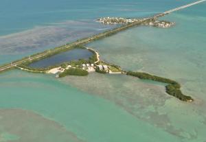 6225 Overseas Hwy 11, Conch Key, FL 335 578641 Residential Active $13,, Provided as a courtesy of American Caribbean Real Estate - Middle Keys 9141 Overseas Hwy Marathon, FL 335 Office - (35)