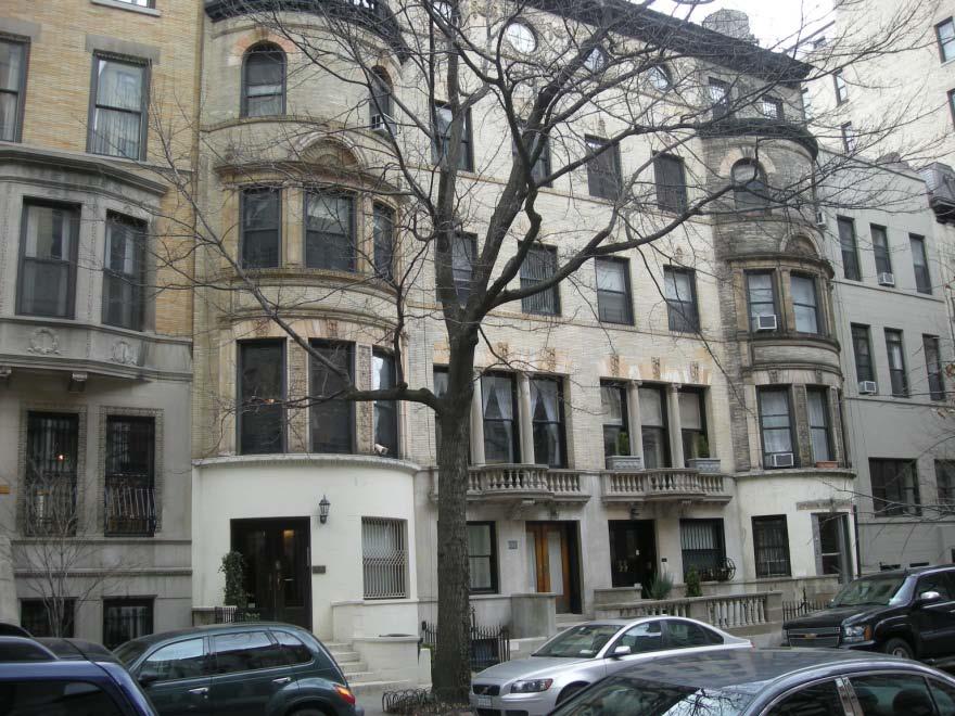 The row of houses at 272-278 West 86 th Street compares favorably to the row houses presently in the Riverside-West End Historic District.