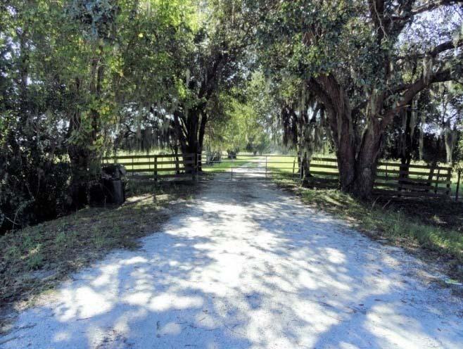 Land This property is located on Hwy.98/630 between Fort Meade, FL and Frostproof, FL There is 1,070 ft.