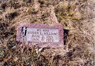 Willa Mae; born 14 Apr 1909; died 15 Aug 1977 White, Ed; metal marker Williams, John Leonard; born 02 Jun 1891;