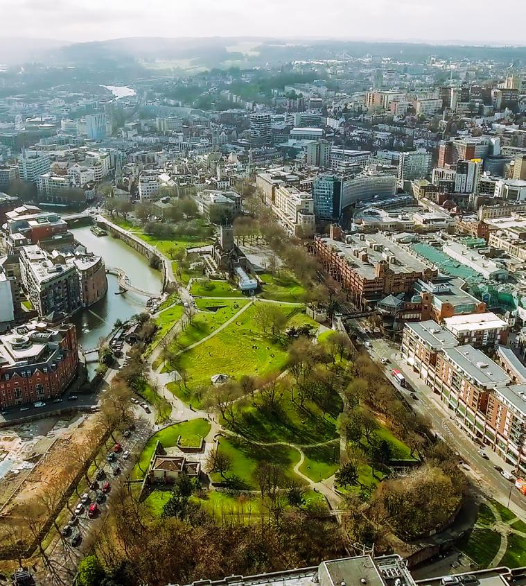 BRISTOL A GREAT PLACE TO LIVE & INVEST The city of Bristol is the capital of the south west region, and is a really exciting place to live.