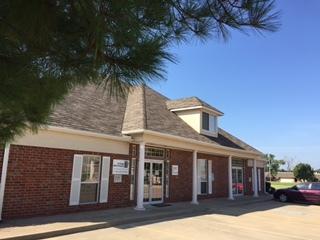 Office Property For Lease, YUKON, OK Property Snapshot Available SF Lease Rate Lot Size Building Size 1,200-3,600 SF $16.