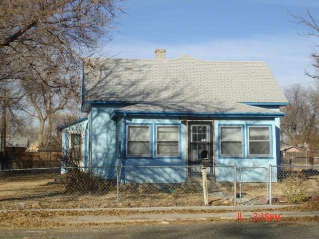 Page 11 of 19 MLS #: R133047A List Price: $39,900 309 W Pitkin Ave Fowler, CO 81039 SUB AREA: Fowler AREA: Arkansas Valley SCHOOL DISTRICT: Fwlr BATHS: 1 ABOVE GRADE SQFT: 1109 APX YEAR BUILT: 1910