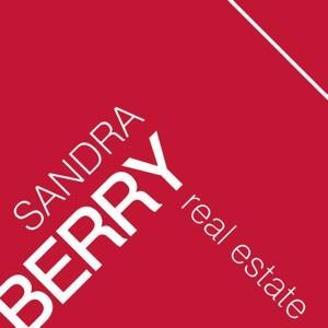 Sandra Berry Real Estate ABN 81 570 116 810 Shop 1 / 24 Mount Barker Road, Hahndorf 5245 T: 08 8388 1133 F: 08 8388 1193 E: sales@sandraberry.com.