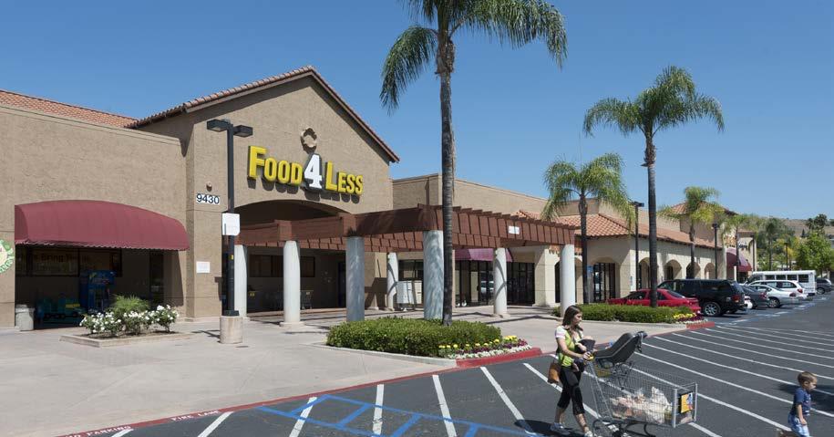Space For Lease LAST SPACE AVAILABLE FOR LEASE ± 864 SF Available Description: Grocery anchored by Food-4-Less with proposed addition of Kroger Fuel Center.