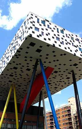 Part of the Ontario College of Art & Design s campus redevelopment, the whimsical table top building hovers ten