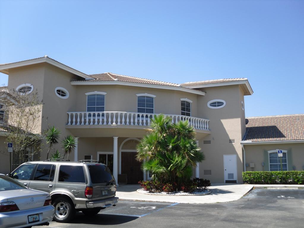 Powerful professional setting for medical or other professionals for owner-user in desirable St Lucie West location.