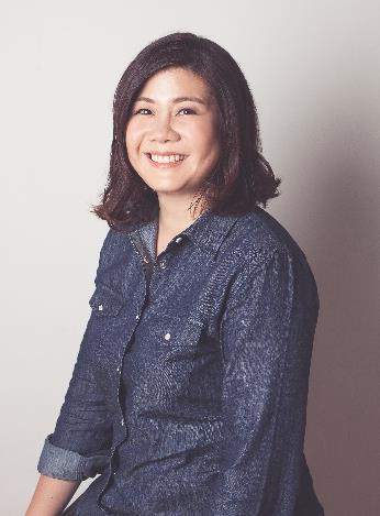 Melanie Lee Digital Writer, The A-List Associate Faculty, Singapore University of Social Sciences Panellist English in the Singaporean Home Melanie Lee is the award-winning author of The Adventures