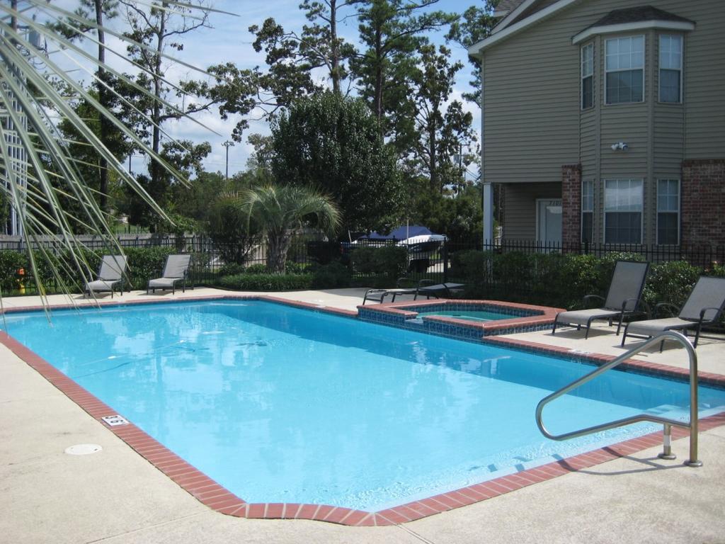 & covered patio w/ vending machines Fitness facility with T.V. overlooking pool & patio On-site property management The information above has been obtained from sources believed reliable.