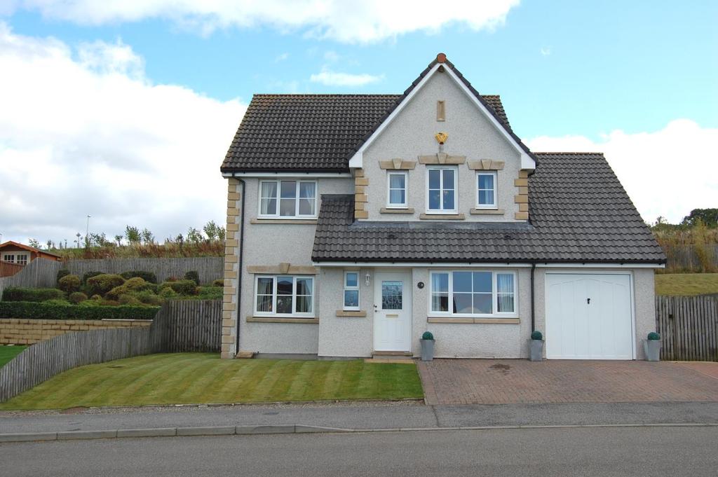 11 Boswell Crescent Inverness IV2 3ET This large detached family home