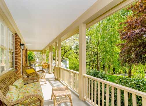 INFO 470 Kenilworth Road, Asheville, NC 28805 4 Bedrooms, 2 Bathrooms 2,704 SF 0.