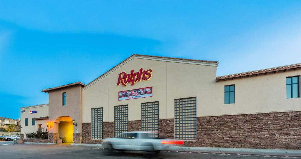 A 218,000 SF MARKET-LEADING GROCERY, DRUG, AND FITNESS