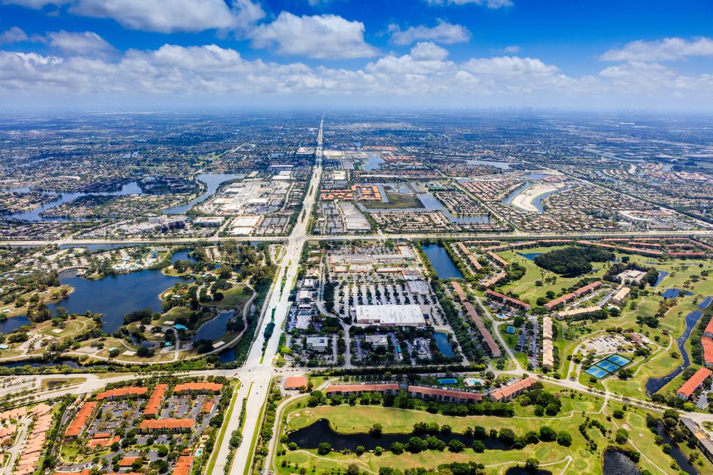 Pembroke Pines, Fort Lauderdale MSA, FL AVENTURA PEMBROKE PINES CITY CENTER NORTH PERRY AIRPORT RAINTREE EXECUTIVE SERIES HOMES HOME VALUES $400 00K PEMBROKE LAKES MALL 1.