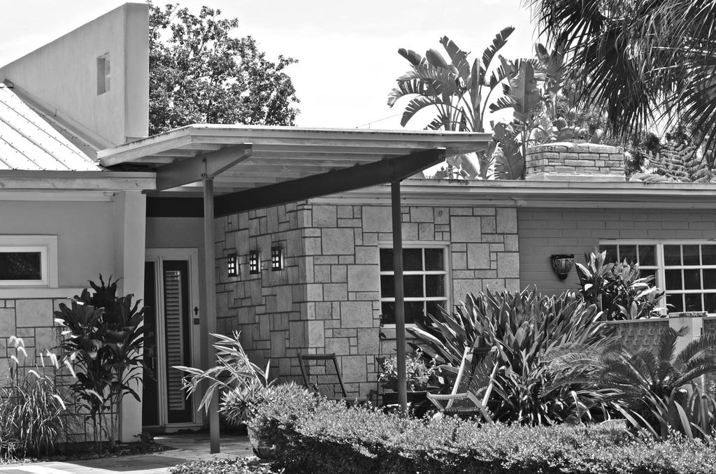 April 1001 Seville Place, Photo by Gail Peck The house at 1001 Seville Place was constructed circa 1953.