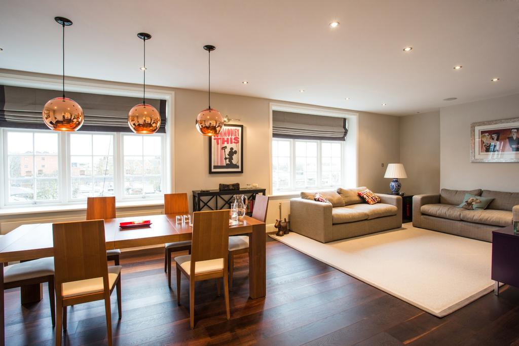 Projects Fernshaw Mansions, Fernshaw Road, London SW10 GKA was entrusted this project of a complete refurbishment and internal remodelling of a top floor apartment in a conservation area.