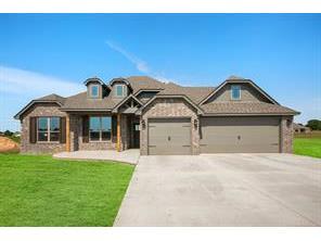 Open concept living, drop zone, fourth bedroom could be used as a study. Huge master suite! Quality craftsmanship, designer finishes.
