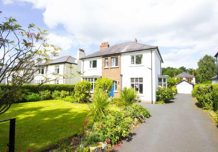 uk 66 Wandsworth Road, Belfast, BT4 3LU Offers Around 375,000 Excellent Detached Family Home Three Separate Receptions Majority Double Glazing Large Garden in lawn Three Double Bedrooms Fitted
