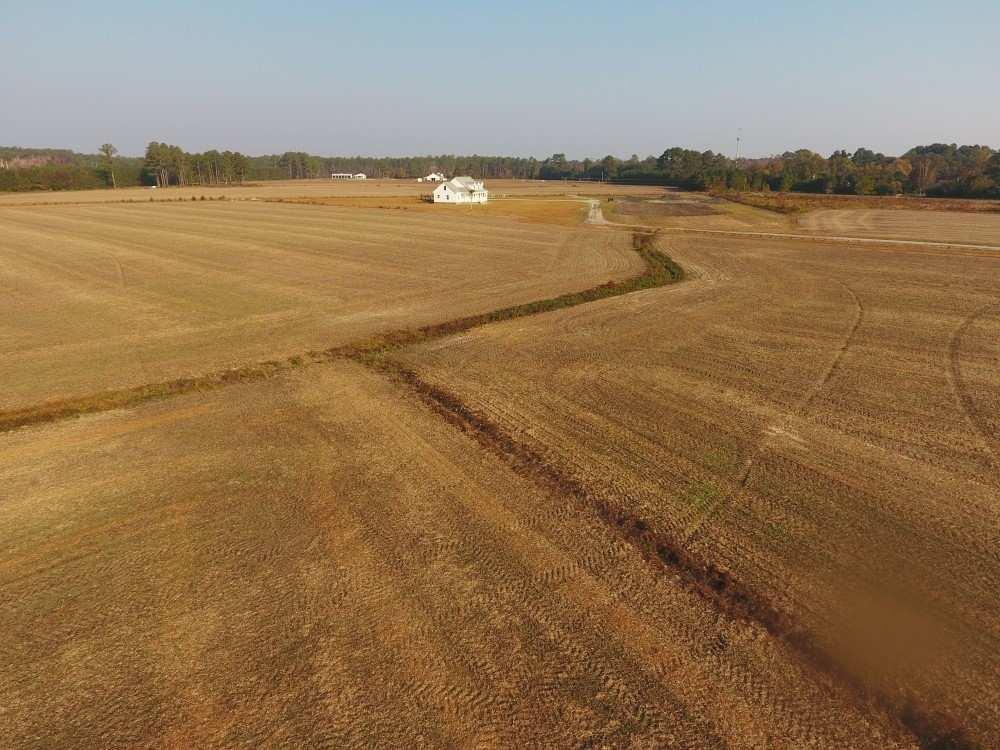 OVERVIEW: Here lies a 22 acre tract of farmland located in Craven County, NC just outside the city of Havelock.