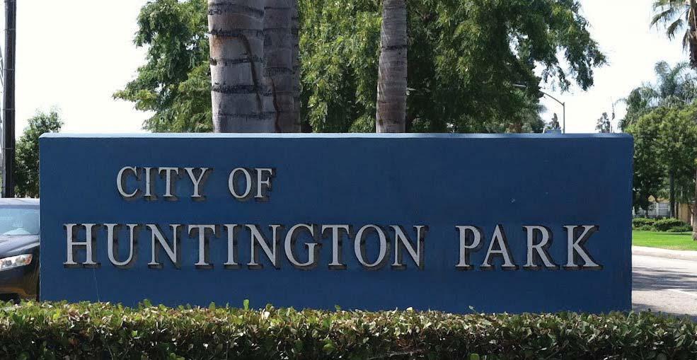 AREA OVERVIEW Huntington Park, CA Located in Los Angeles County, the city of Huntington Park had a total of 61,348 people (according to
