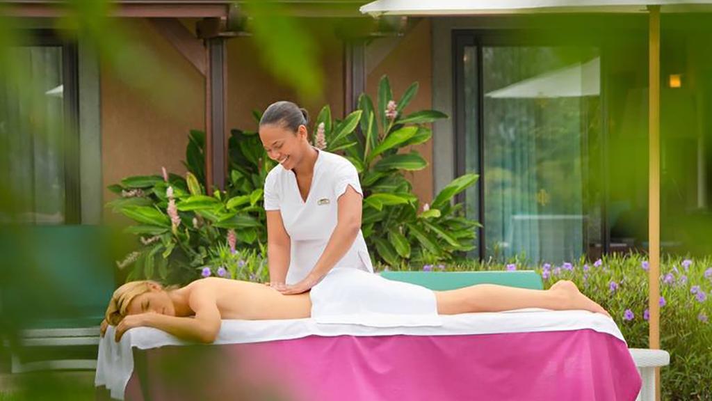 Wellness & Excursions CINQ MONDES Spa at Club Med packages* THE BEST TREATMENTS AND MASSAGE TECHNIQUES
