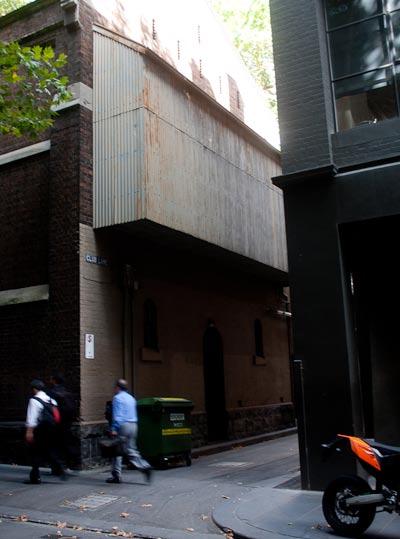2. Club Lane and Mcgrath Place (Class 3) Following the imposing rear wall of the Melbourne Club gardens west along Little Collins Street brings you to Club Lane.