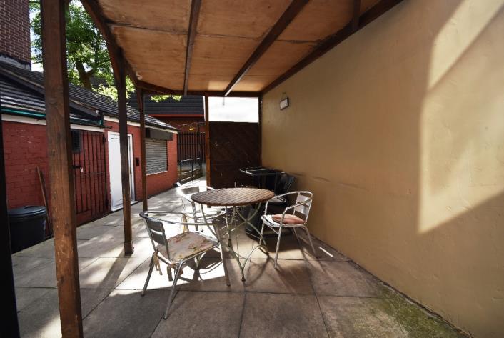 To the rear there is a secure enclosed yard area providing ample storage and offering a covered external seating / smoking area for customers. SELF CONTAINED FLAT Private Entrance 13' 5'' x 3' 7'' (4.