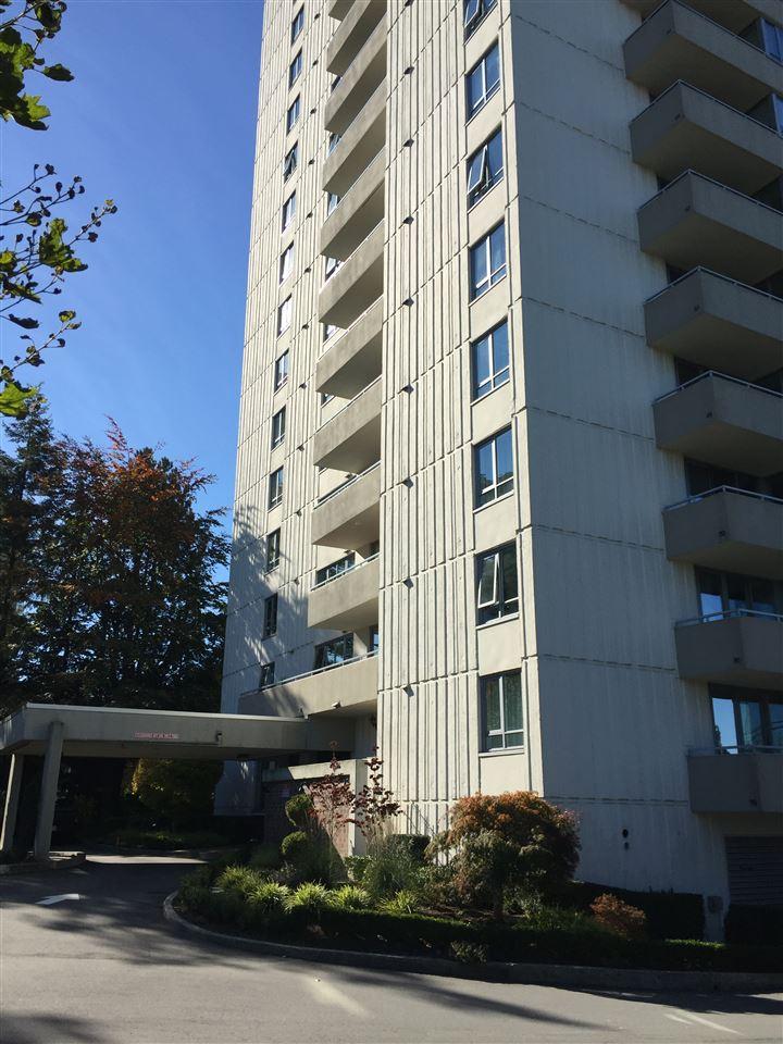 Phone: --9 R 9 BARKER AVENUE Burnaby South Central Park BS VH Z Meas. Type: Lot Area (sq.ft.):. No Eposure: Mgmt. Co's Name: Frontage (metres): s: rooms: Full s: Half s: t. Fee: PACIFIC QUORUM -- $.