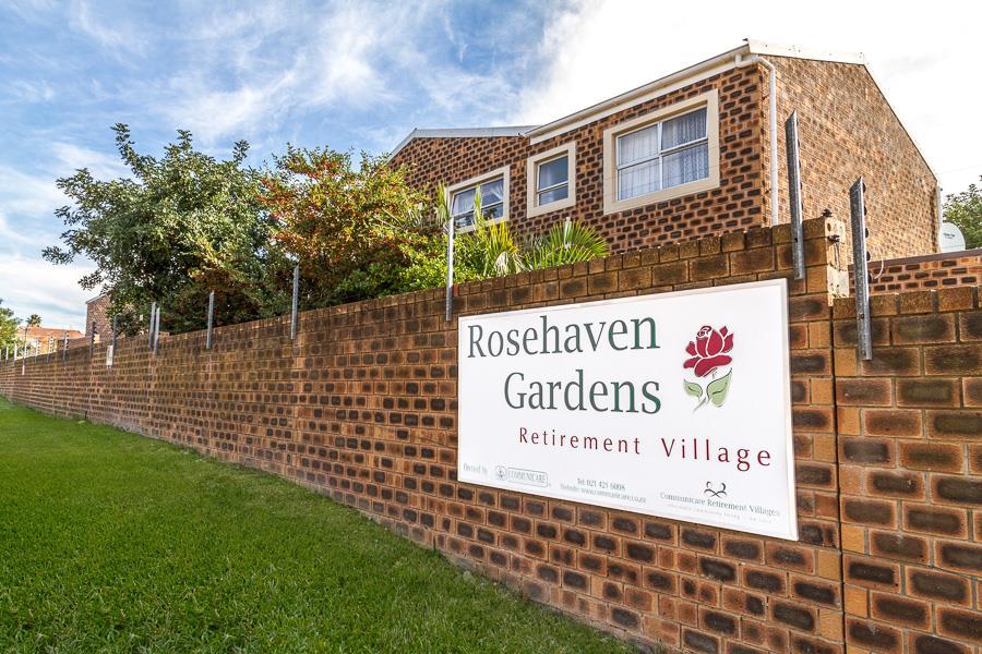 43 QUEEN STREET ERF 7659 / 4788 DURBANVILLE ROSEHAVEN GARDENS RETIREMENT VILLAGE Rosehaven Gardens Retirement Village offers country living without having to lose complete contact with city life.