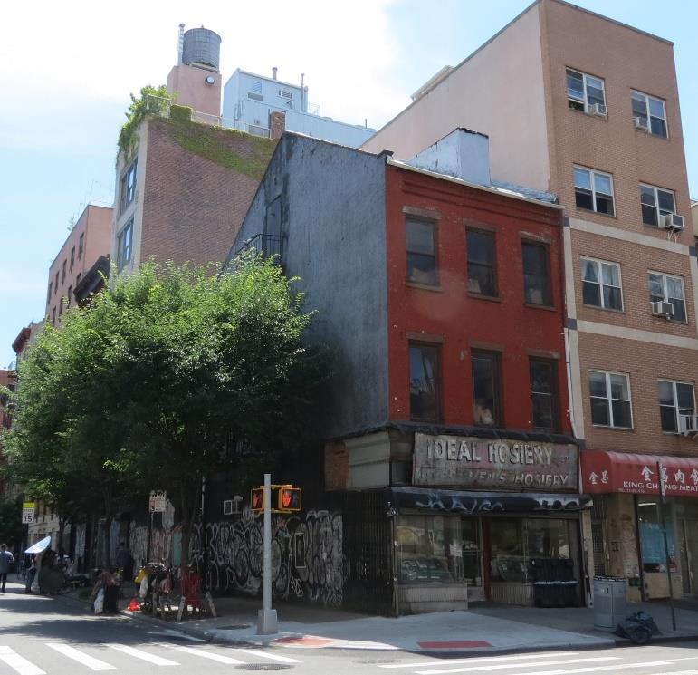 5 x 80 (Built: full); 1,400± SF 3½ Story Landmarked Corner Building Federal-Style Row House / 4,200±