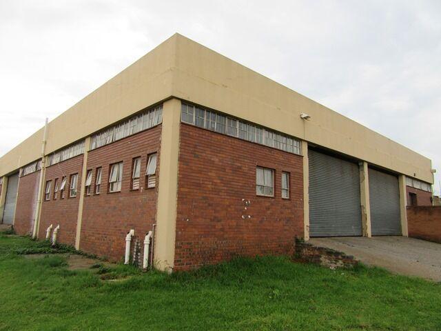 Commercial Building Krugersdorp Gauteng COVER PHOTO 2 AUCTION TYPE Live Auction AUCTION DATE 09 May 2017 @ 12:00 VIEWING 08
