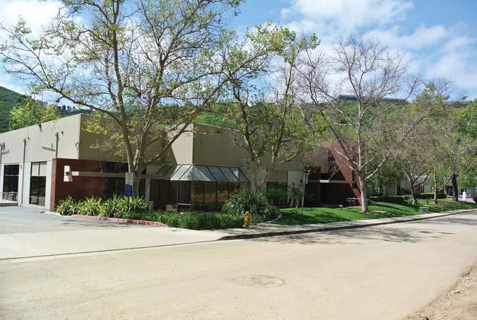 ± 110,819 SF CORPORATE CAMPUS OPPORTUNITY The 10110 building features a range of space types, from Heavy Chemistry to light manufacturing, general office and R&D.